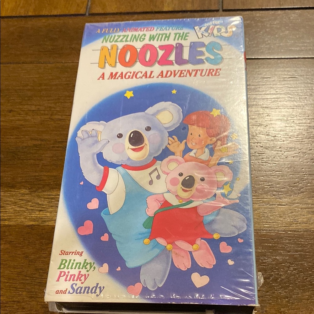 Nuzzling with the Noozles - 1988 Vintage VHS Tape Movie Koalas Animation